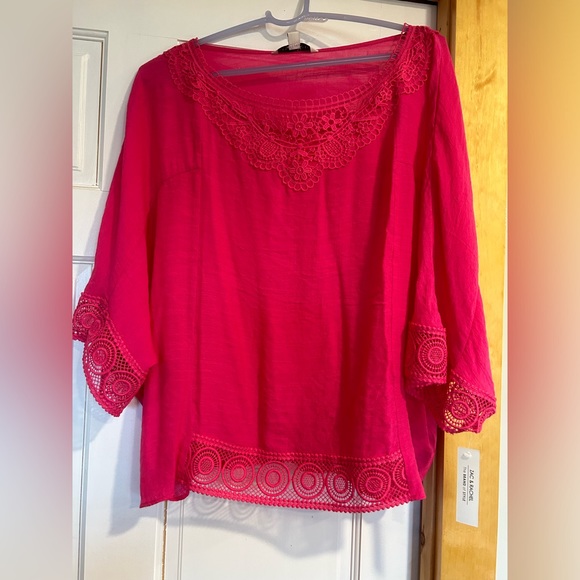 Women’s shirt - Picture 1 of 1